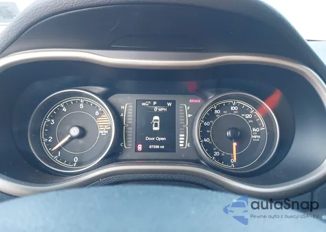 2017 Jeep Cherokee Latitude 4X4 z USA, uszkodzony, nr VIN 1C4PJMCB1HW580108